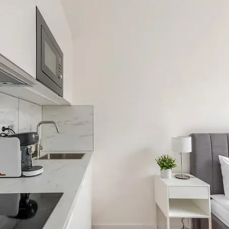 Apartman Namesti Miru Prague Exterior photo