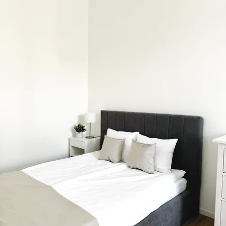 Apartman Namesti Miru Prague Exterior photo