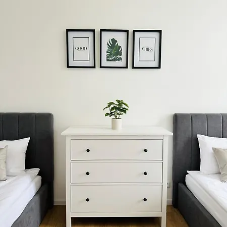 Apartman Namesti Miru Prague Exterior photo