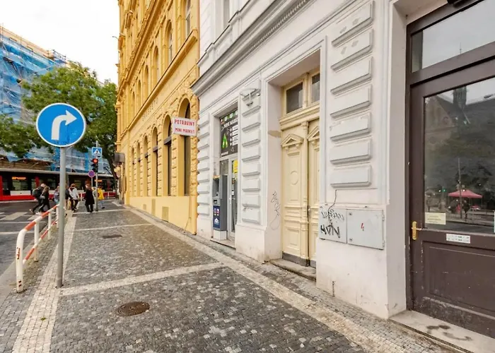 Apartman Namesti Miru