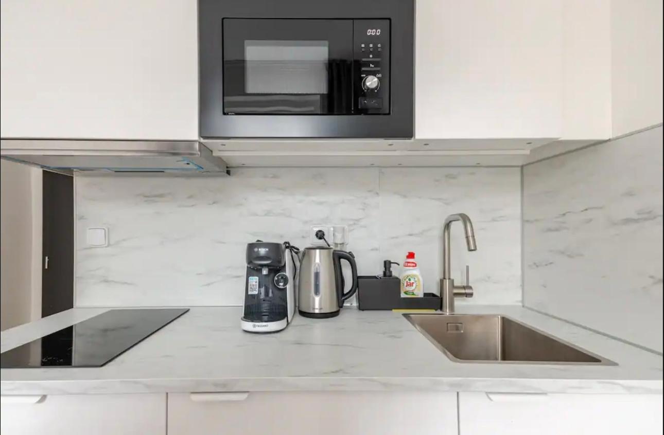 Namesti Miru Appartement