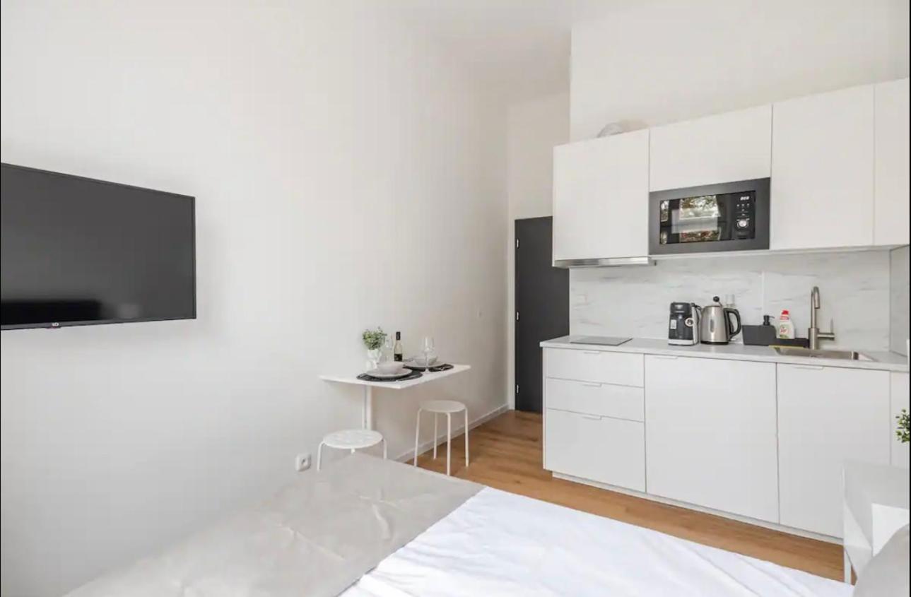 Namesti Miru Appartement